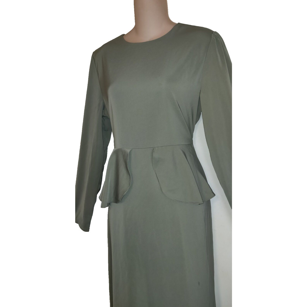 VEILED COLLECTION Green Dress First Sample Yunya Garments SIZE M Medium NEW NWT - Picture 3 of 16